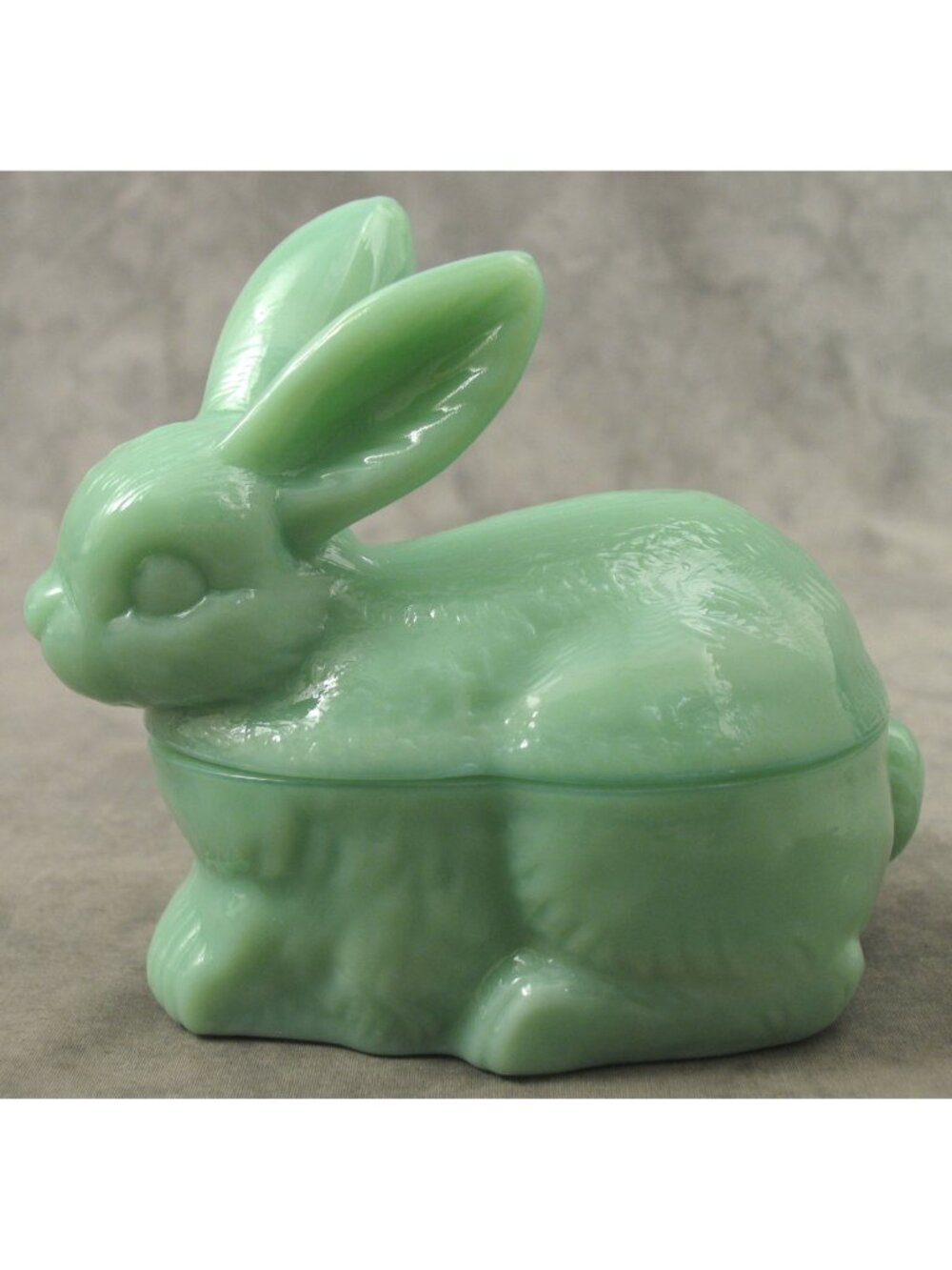 Jadeite Green Glass Bunny Rabbit Trinket Dish Vintage Style